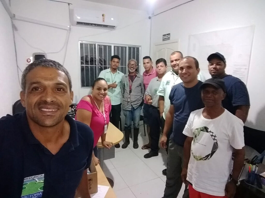 Reunião regular com os funcionários da Associação de Moradores do Residencial Victoria Park.