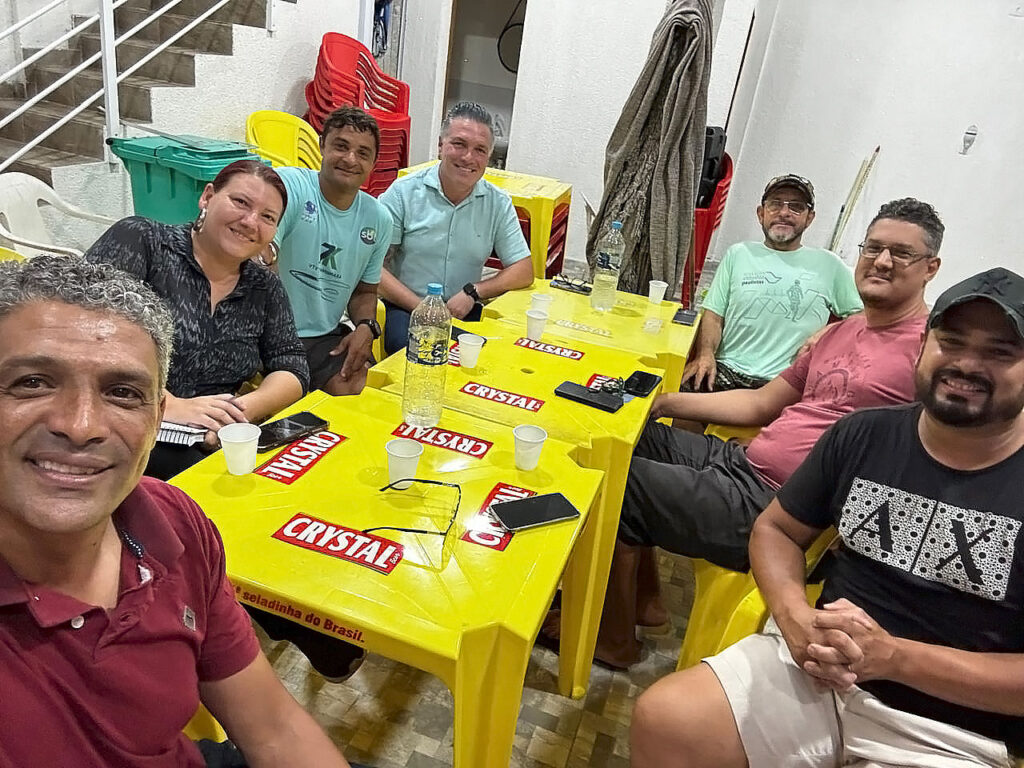 Reunião com Dr Francis no Victoria Park.